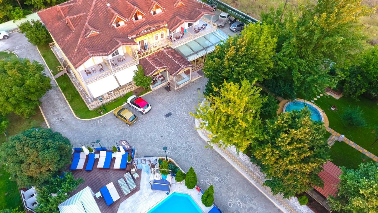 Krikonis Hotel Ioannina Exterior photo